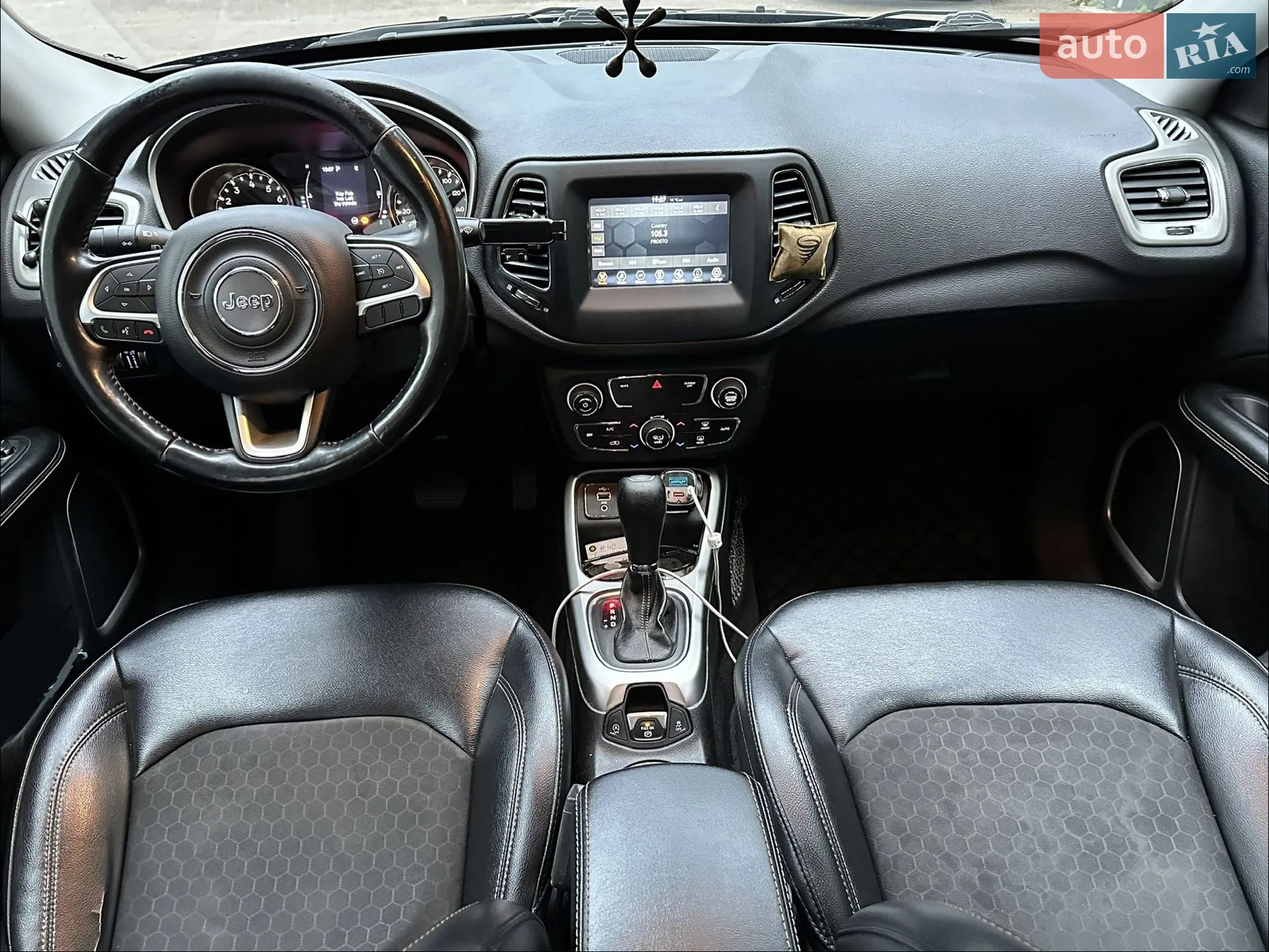2019 Jeep Compass - мініатюра 25