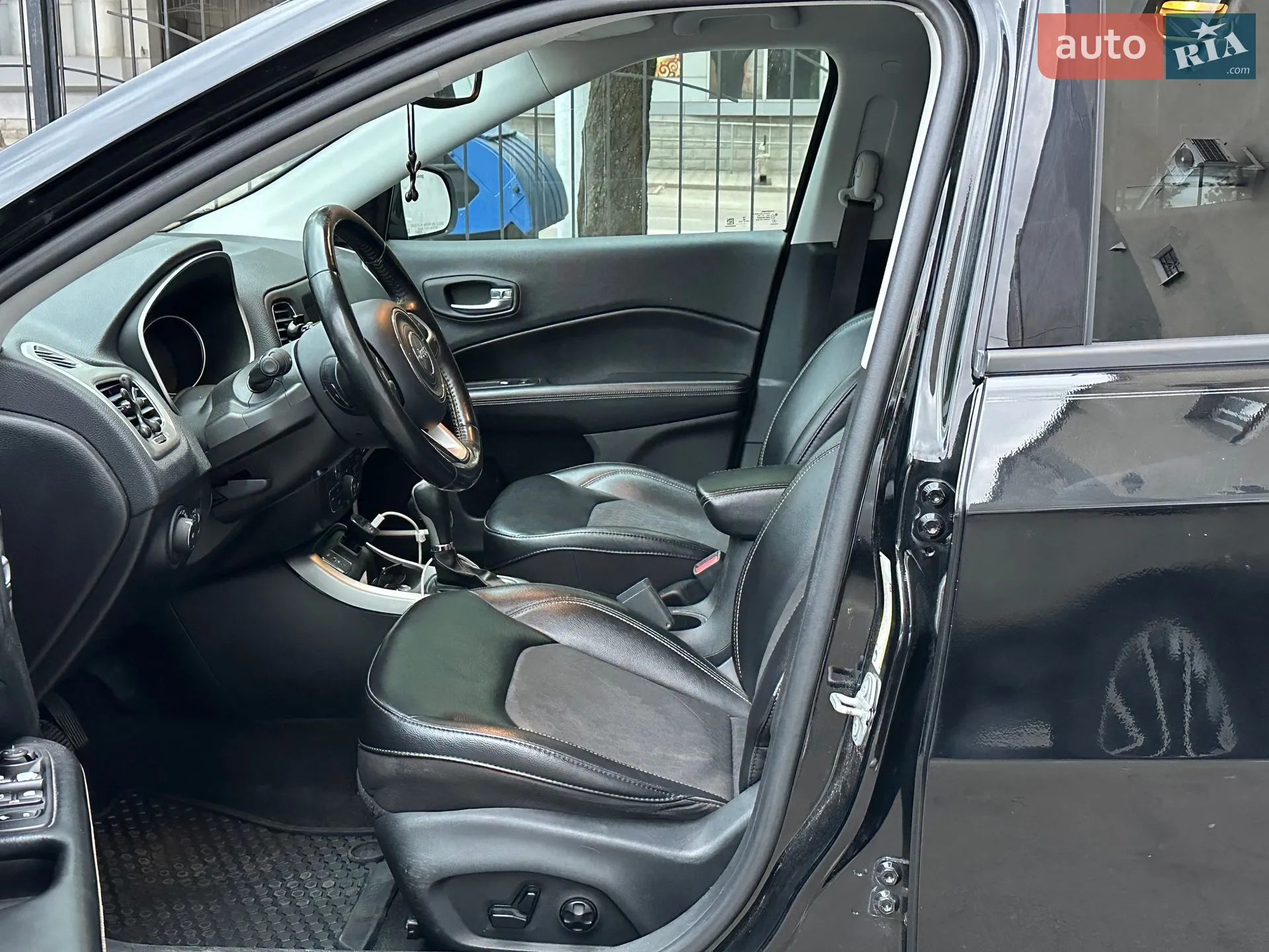 2019 Jeep Compass - мініатюра 26