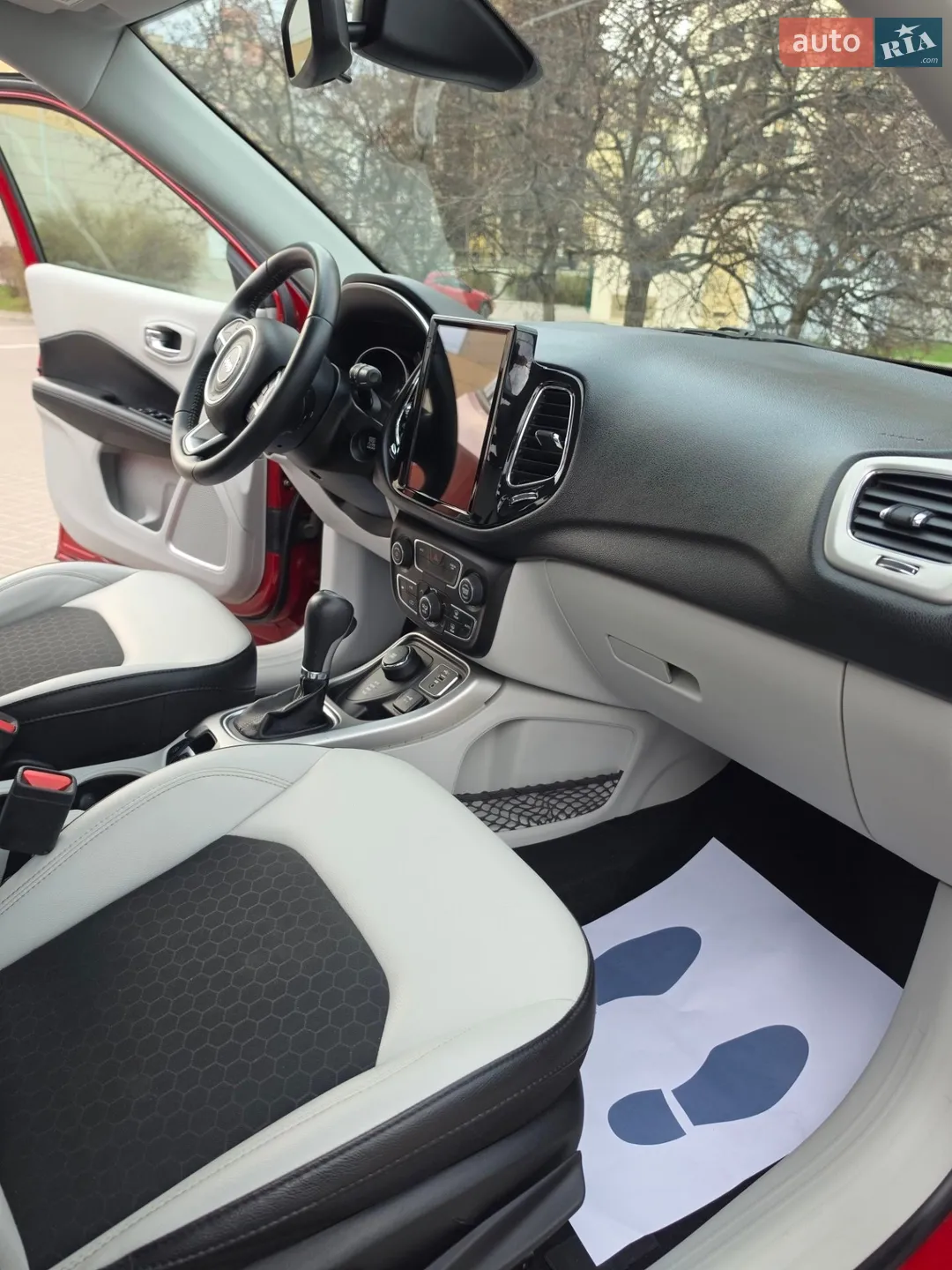 2019 Jeep Compass - мініатюра 38