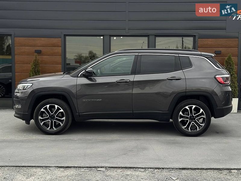 Внедорожник / Кроссовер Jeep Compass 2023 в Ровно
