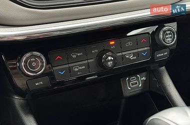Внедорожник / Кроссовер Jeep Compass 2023 в Ровно