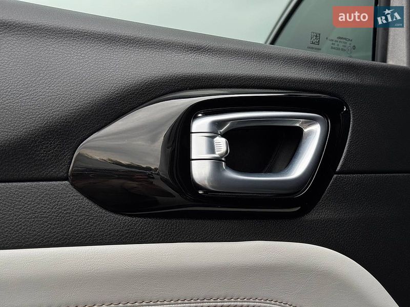 Внедорожник / Кроссовер Jeep Compass 2023 в Ровно