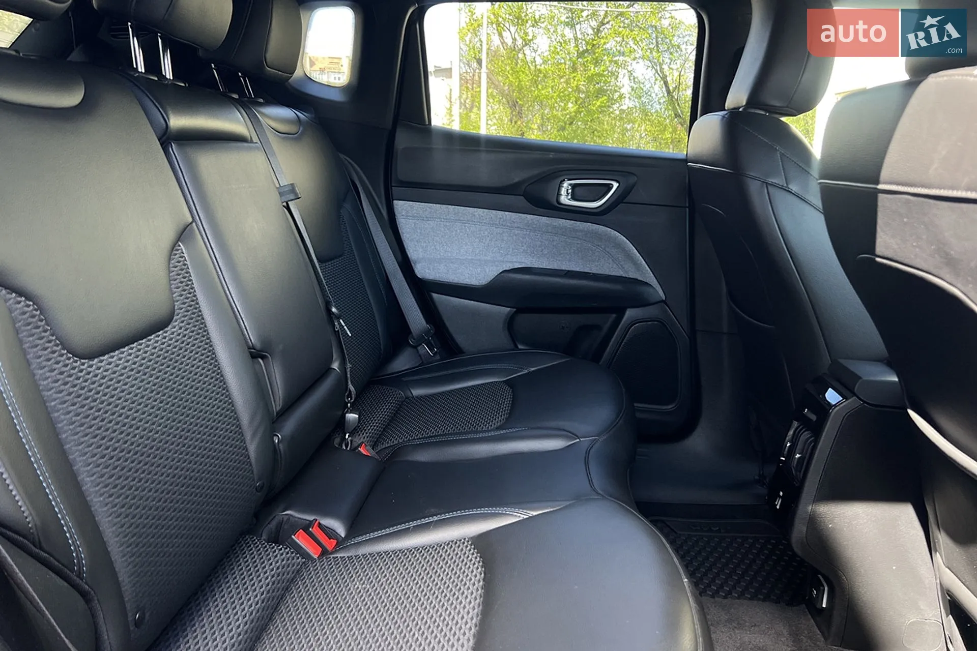 2023 Jeep Compass - мініатюра 20