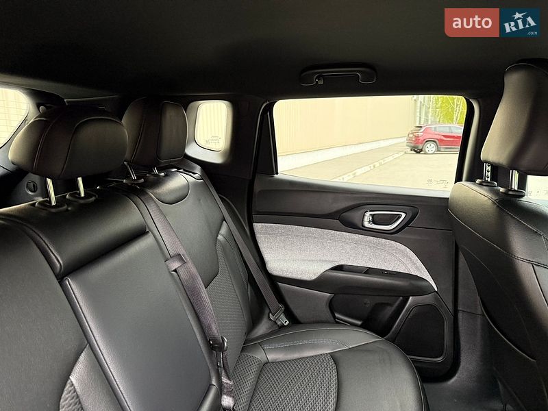 Позашляховик / Кросовер Jeep Compass 2024 в Полтаві