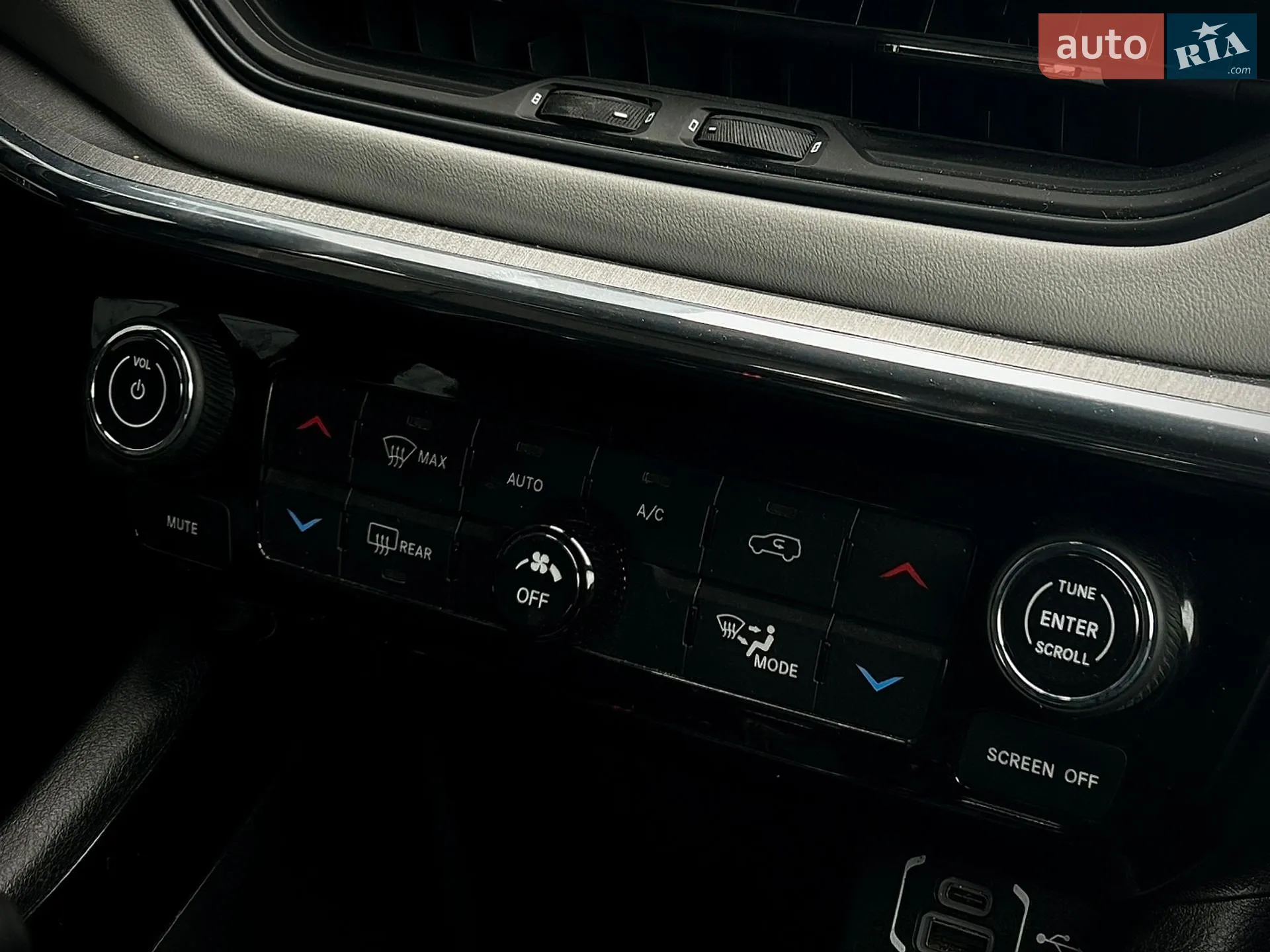 2021 Jeep Compass - мініатюра 15