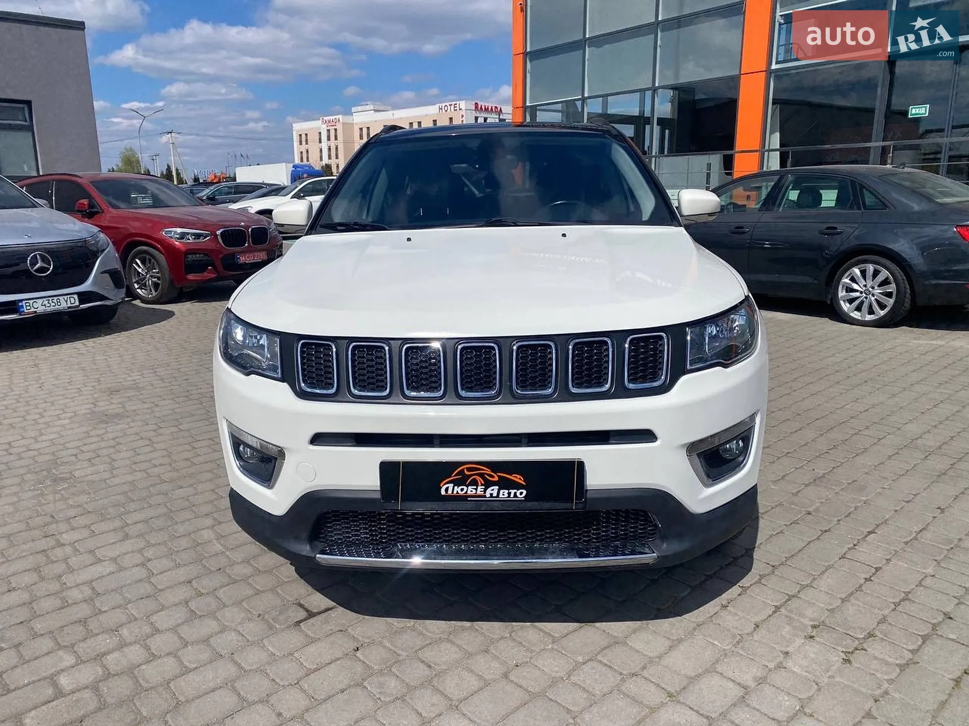 2017 Jeep Compass - мініатюра 2