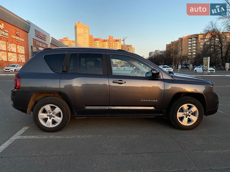 Позашляховик / Кросовер Jeep Compass 2016 в Броварах фото 5 Позашляховик / Кросовер Jeep Compass 2016 в Броварах