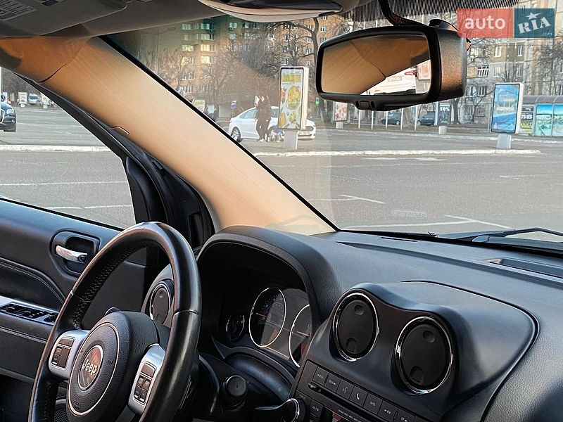 Позашляховик / Кросовер Jeep Compass 2016 в Броварах фото 17 Позашляховик / Кросовер Jeep Compass 2016 в Броварах