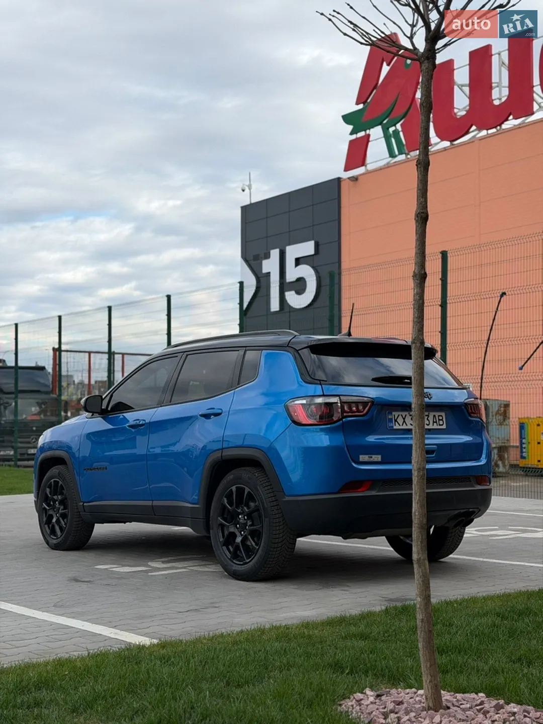 2022 Jeep Compass - мініатюра 10