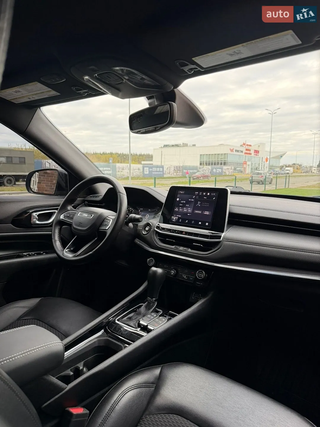 2022 Jeep Compass - мініатюра 27