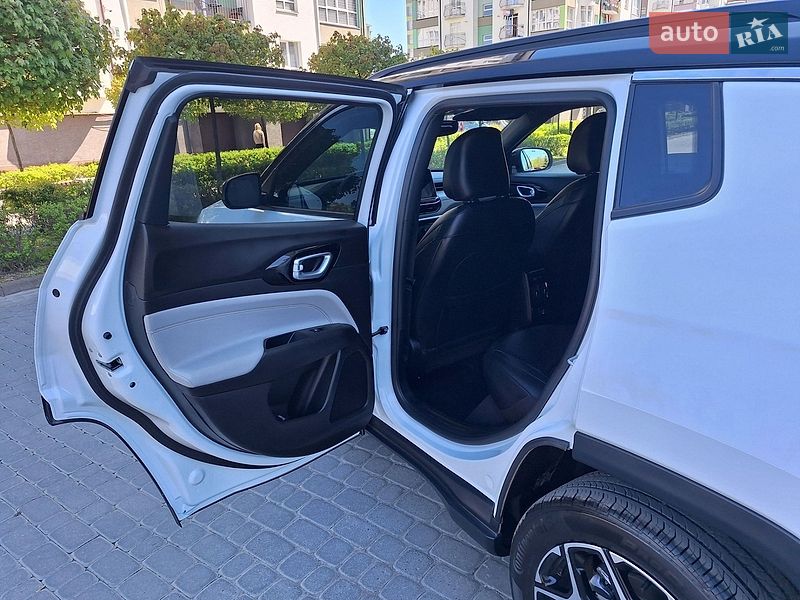 Внедорожник / Кроссовер Jeep Compass 2024 в Ивано-Франковске