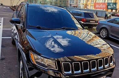 Внедорожник / Кроссовер Jeep Compass 2017 в Киеве
