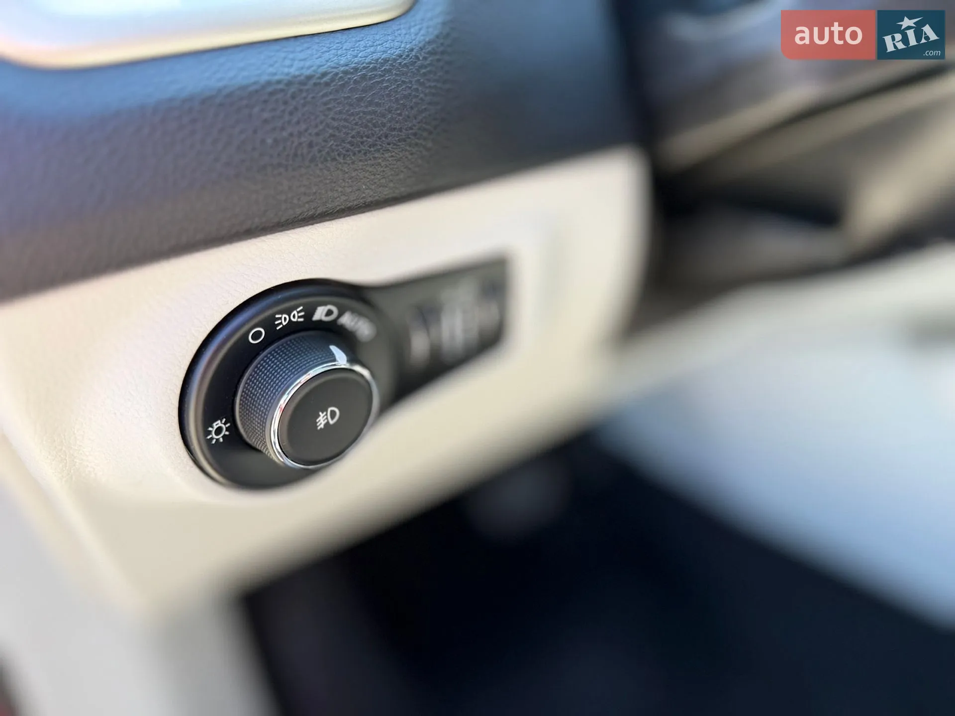 2019 Jeep Compass - мініатюра 23