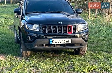 Внедорожник / Кроссовер Jeep Compass 2012 в Вольногорске фото 5 Внедорожник / Кроссовер Jeep Compass 2012 в Вольногорске