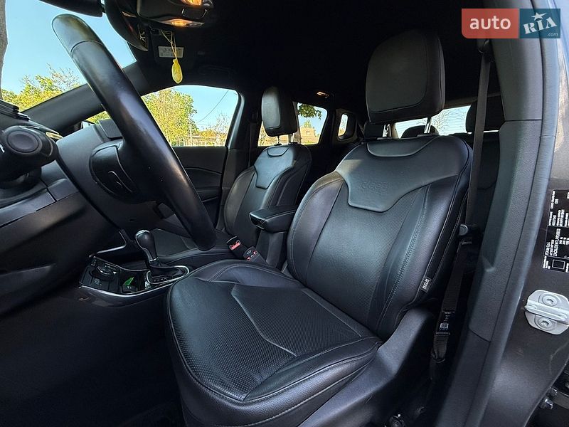 Внедорожник / Кроссовер Jeep Compass 2020 в Николаеве
