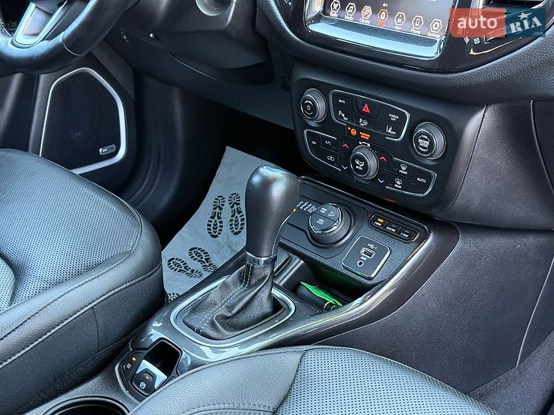 Внедорожник / Кроссовер Jeep Compass 2020 в Николаеве