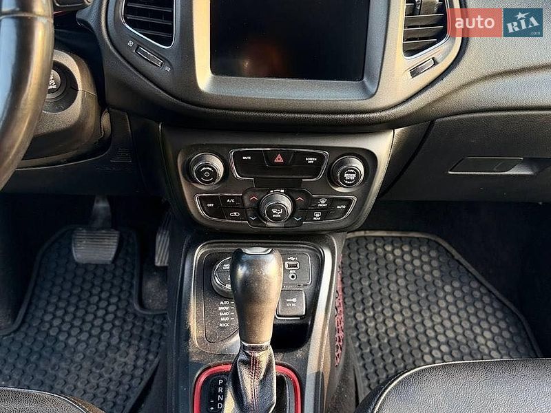 Внедорожник / Кроссовер Jeep Compass 2020 в Харькове