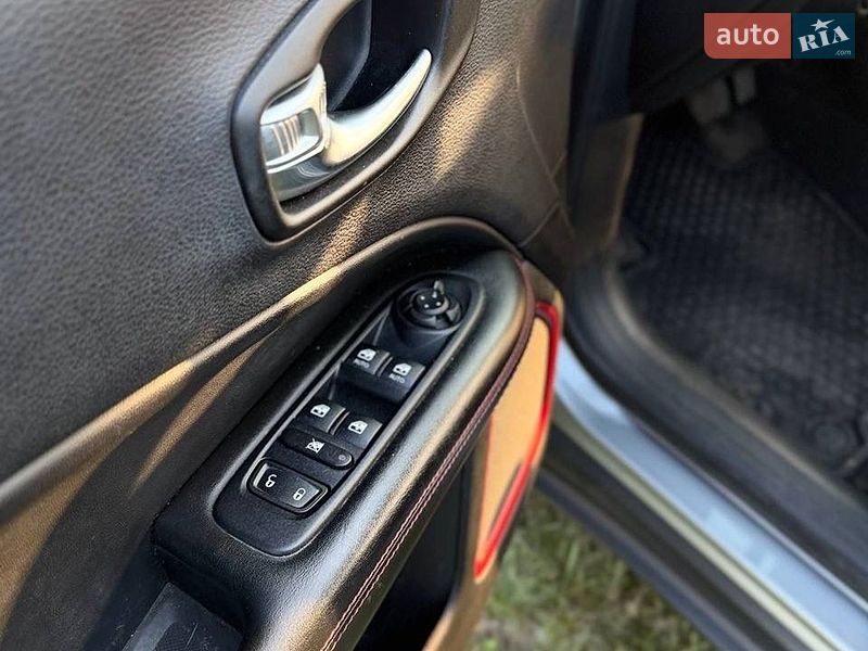 Внедорожник / Кроссовер Jeep Compass 2020 в Харькове