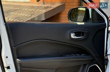 Внедорожник / Кроссовер Jeep Compass 2018 в Лубнах