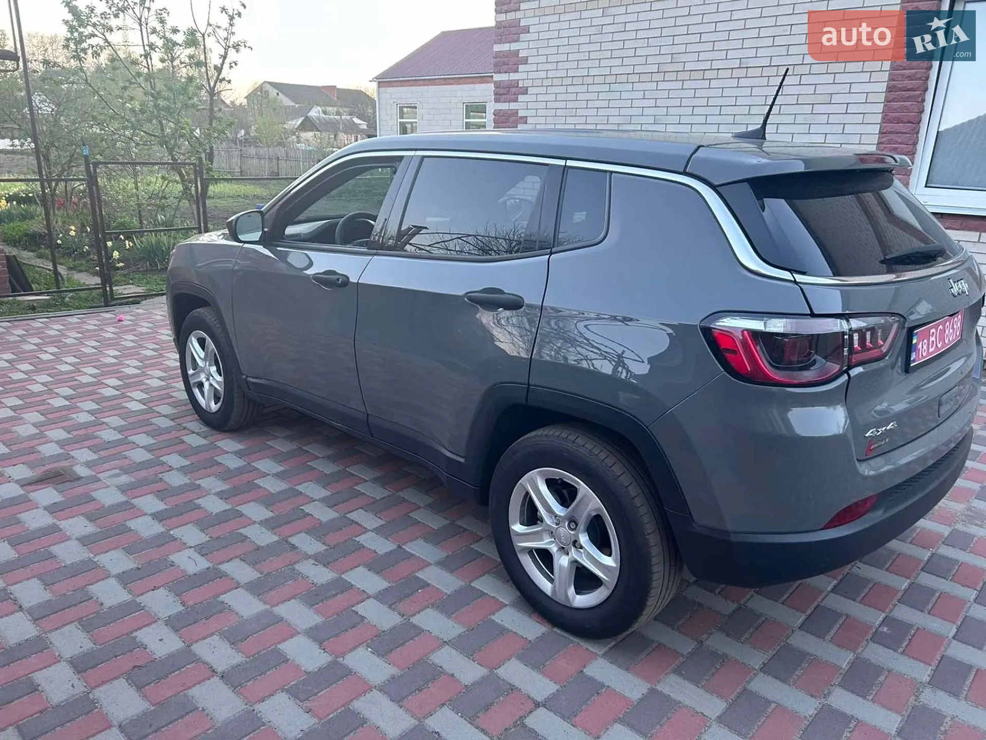2023 Jeep Compass - мініатюра 3