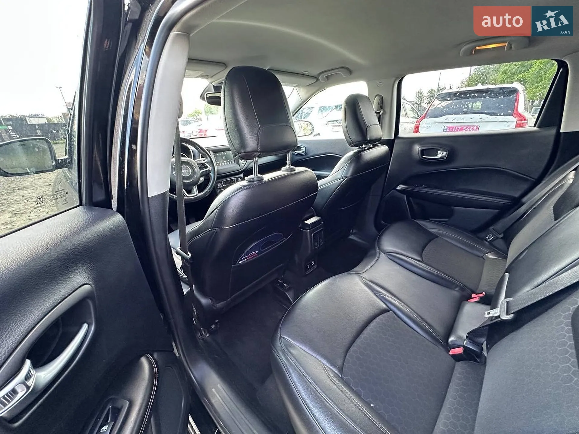 2018 Jeep Compass - мініатюра 12