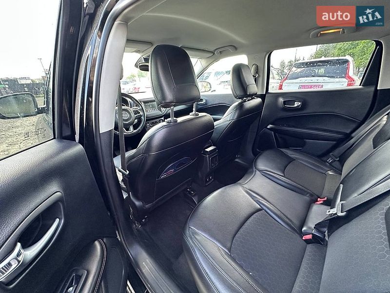 Внедорожник / Кроссовер Jeep Compass 2018 в Луцке