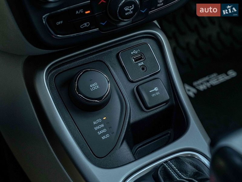 Позашляховик / Кросовер Jeep Compass 2019 в Чернівцях