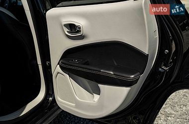 Позашляховик / Кросовер Jeep Compass 2019 в Чернівцях