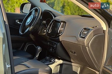 Внедорожник / Кроссовер Jeep Compass 2017 в Харькове