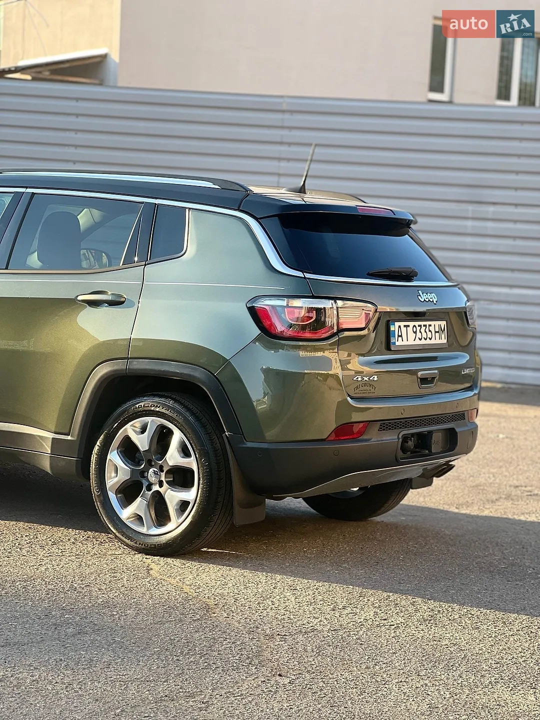2017 Jeep Compass - мініатюра 36