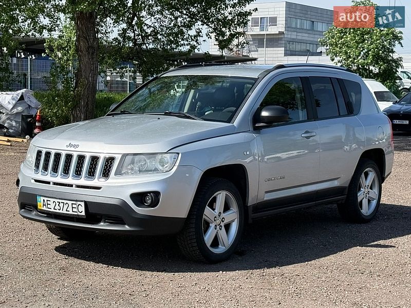 Позашляховик / Кросовер Jeep Compass 2011 в Києві