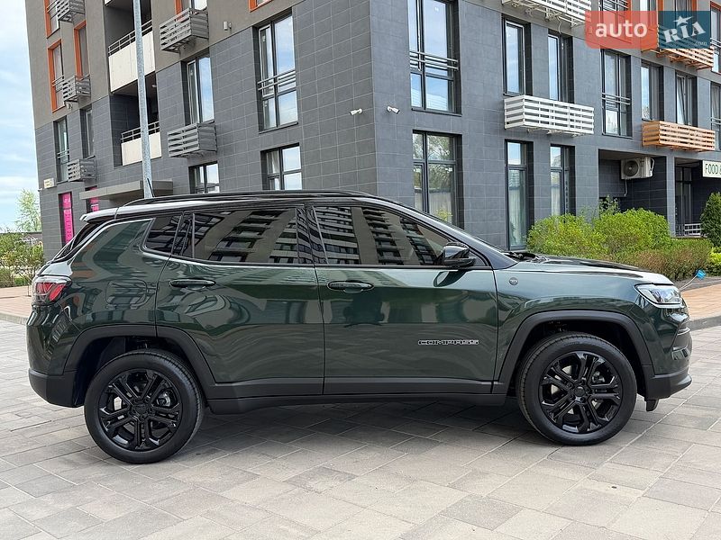 Внедорожник / Кроссовер Jeep Compass 2025 в Киеве