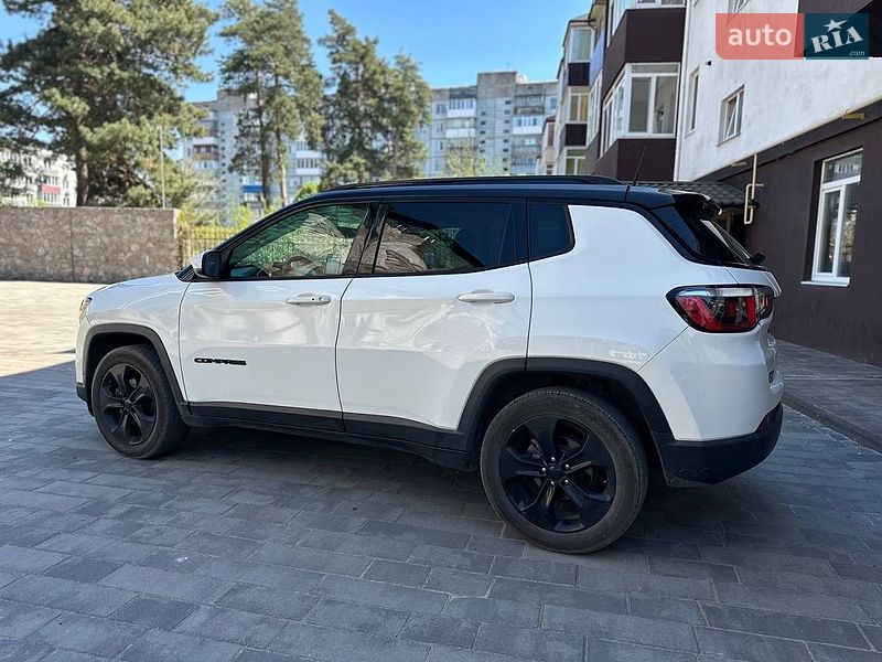 Внедорожник / Кроссовер Jeep Compass 2018 в Ахтырке
