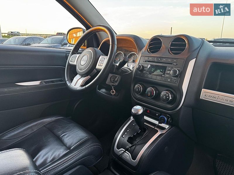 Позашляховик / Кросовер Jeep Compass 2016 в Львові фото 35 Позашляховик / Кросовер Jeep Compass 2016 в Львові