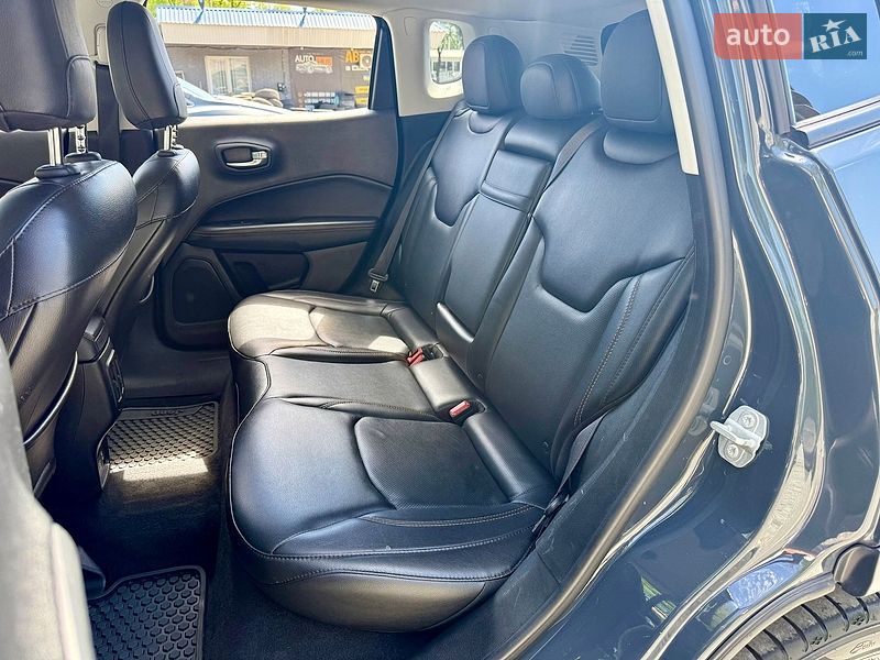 Внедорожник / Кроссовер Jeep Compass 2018 в Харькове