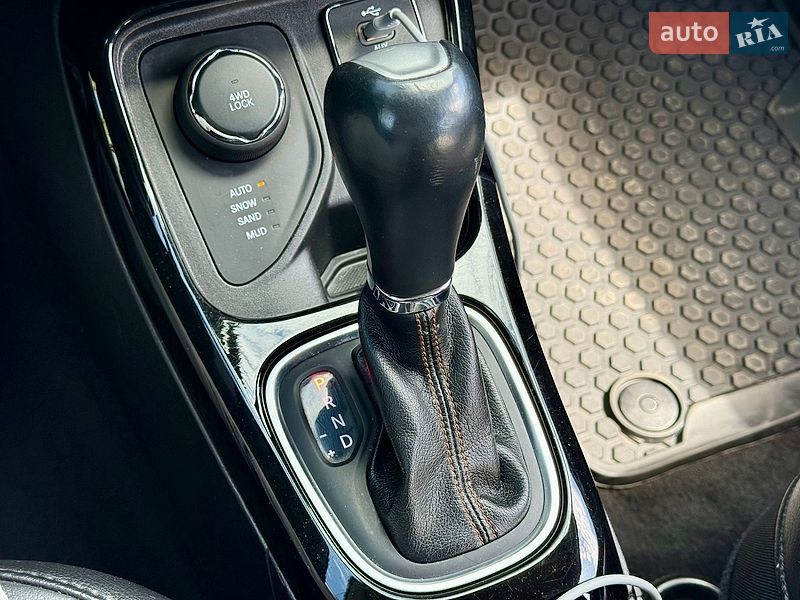 Внедорожник / Кроссовер Jeep Compass 2018 в Харькове