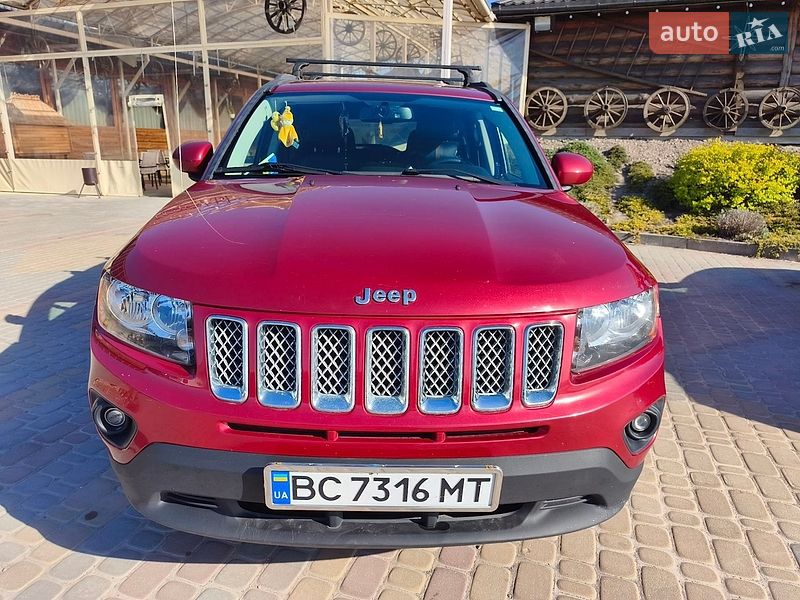 Позашляховик / Кросовер Jeep Compass 2016 в Буську