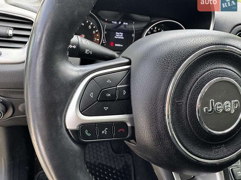 Внедорожник / Кроссовер Jeep Compass 2017 в Киеве