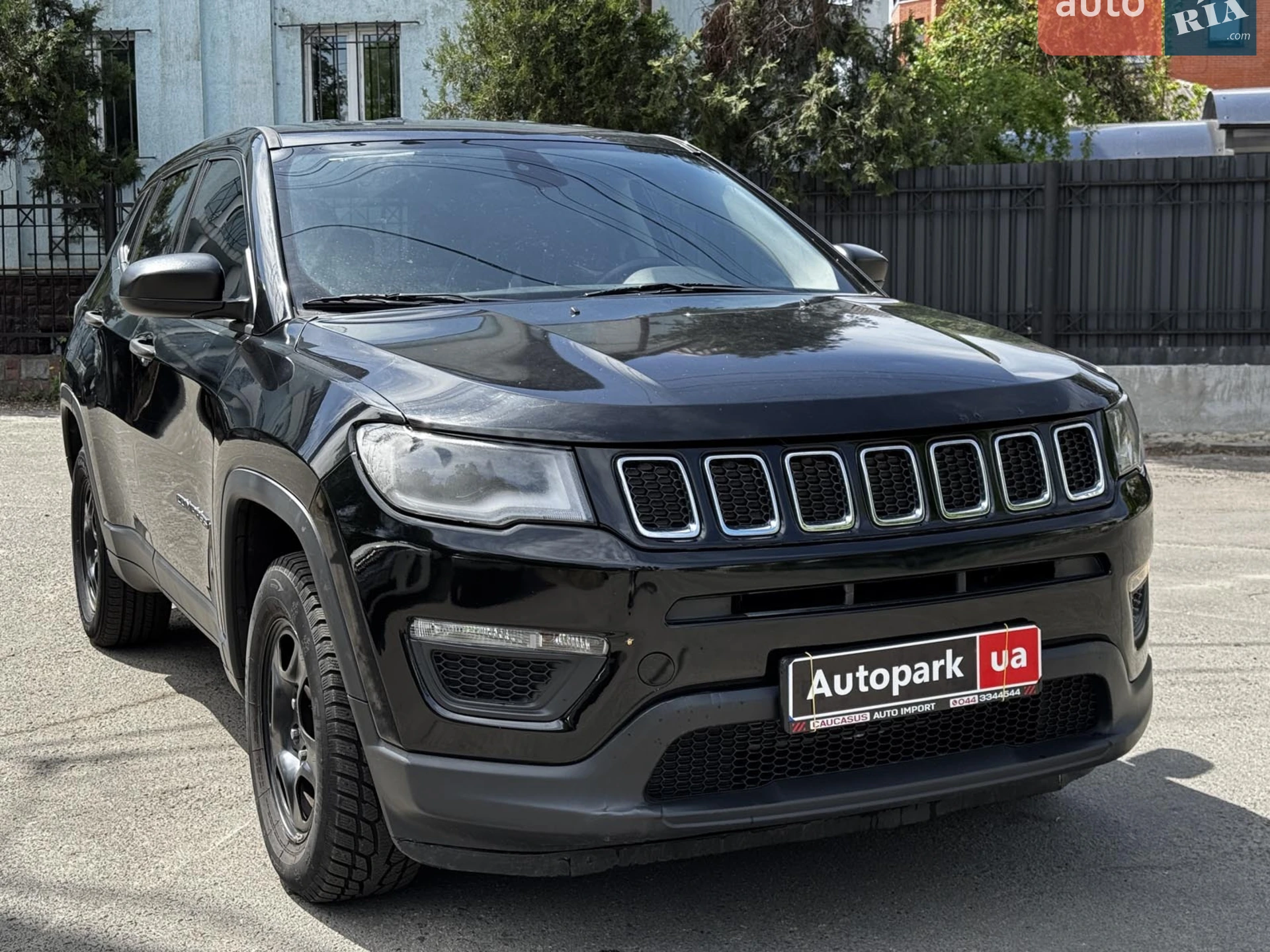 2017 Jeep Compass - мініатюра 3