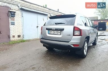 Внедорожник / Кроссовер Jeep Compass 2016 в Сумах
