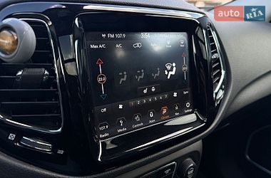 Позашляховик / Кросовер Jeep Compass 2019 в Києві