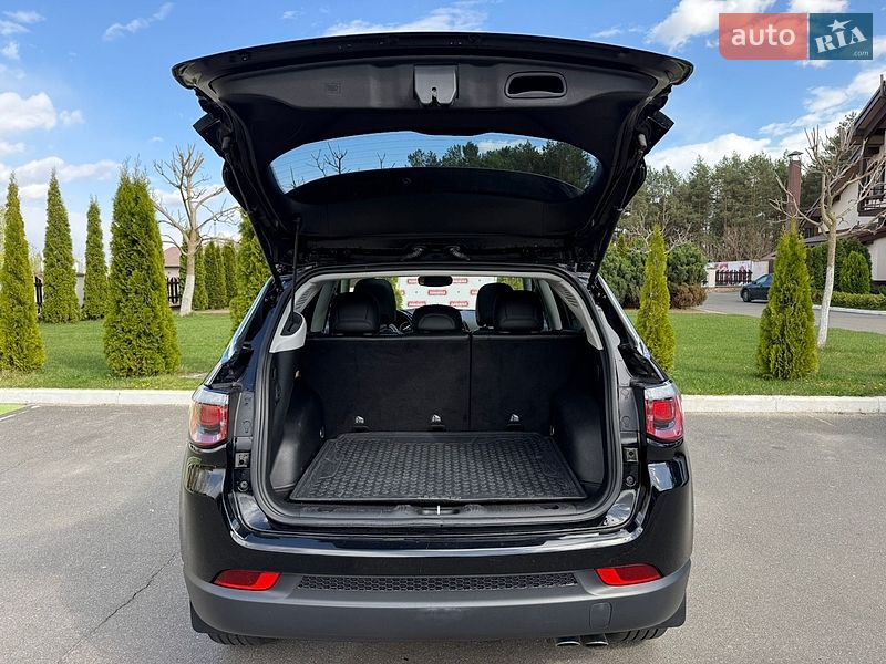 Позашляховик / Кросовер Jeep Compass 2019 в Києві