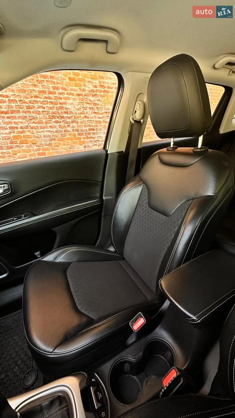 2020 Jeep Compass - мініатюра 23