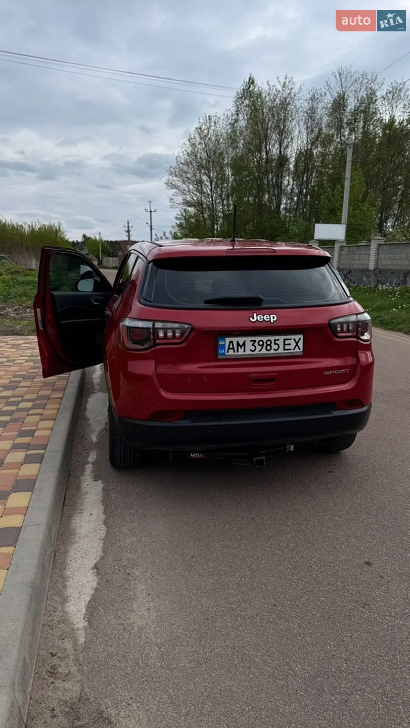 2017 Jeep Compass - мініатюра 3
