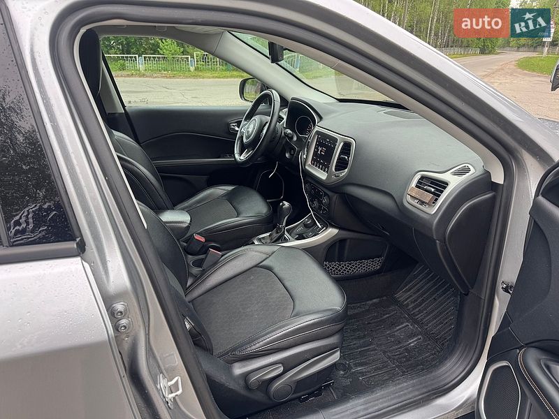 Внедорожник / Кроссовер Jeep Compass 2019 в Киеве