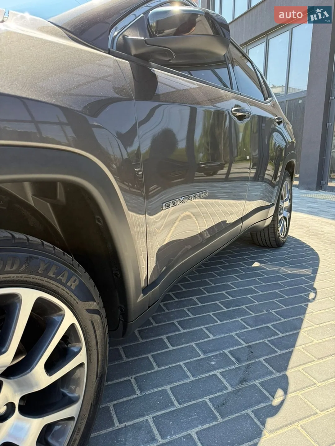 2021 Jeep Compass - мініатюра 18