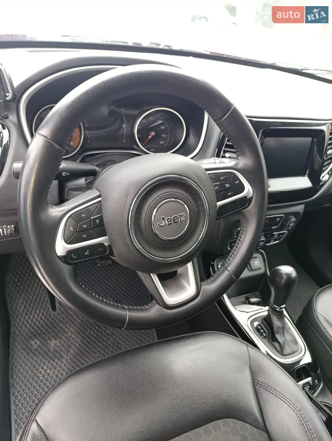 2018 Jeep Compass - мініатюра 28