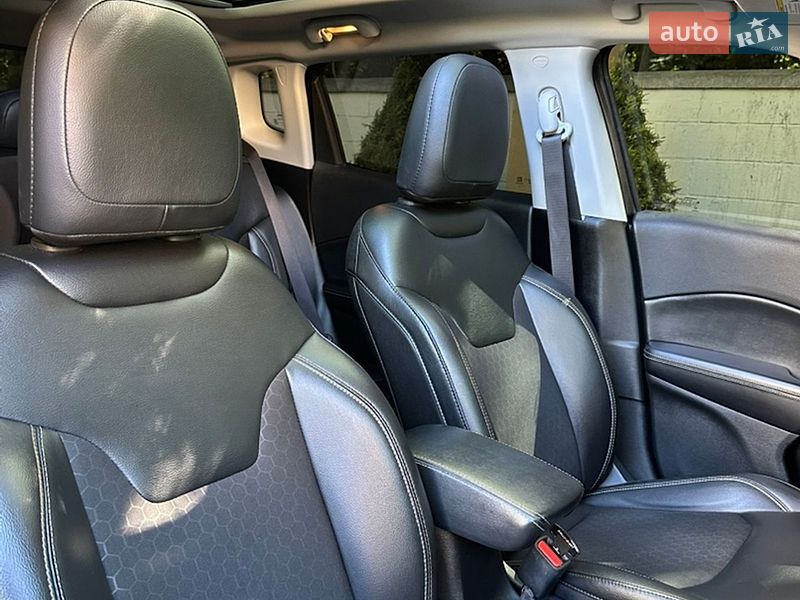 Позашляховик / Кросовер Jeep Compass 2020 в Львові