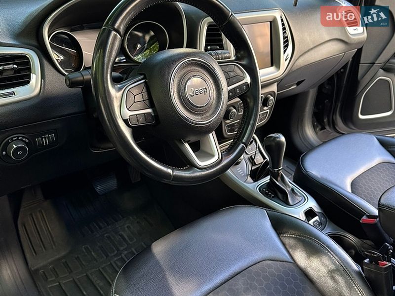 Позашляховик / Кросовер Jeep Compass 2020 в Львові