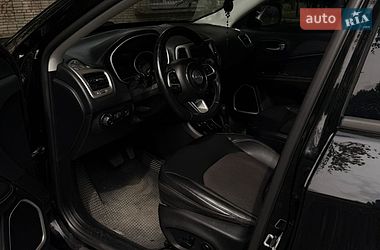 Внедорожник / Кроссовер Jeep Compass 2017 в Шептицькому